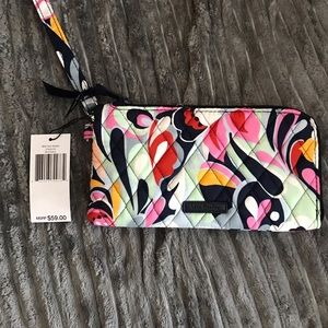 Vera Bradley RFD Tech wristlet NWT